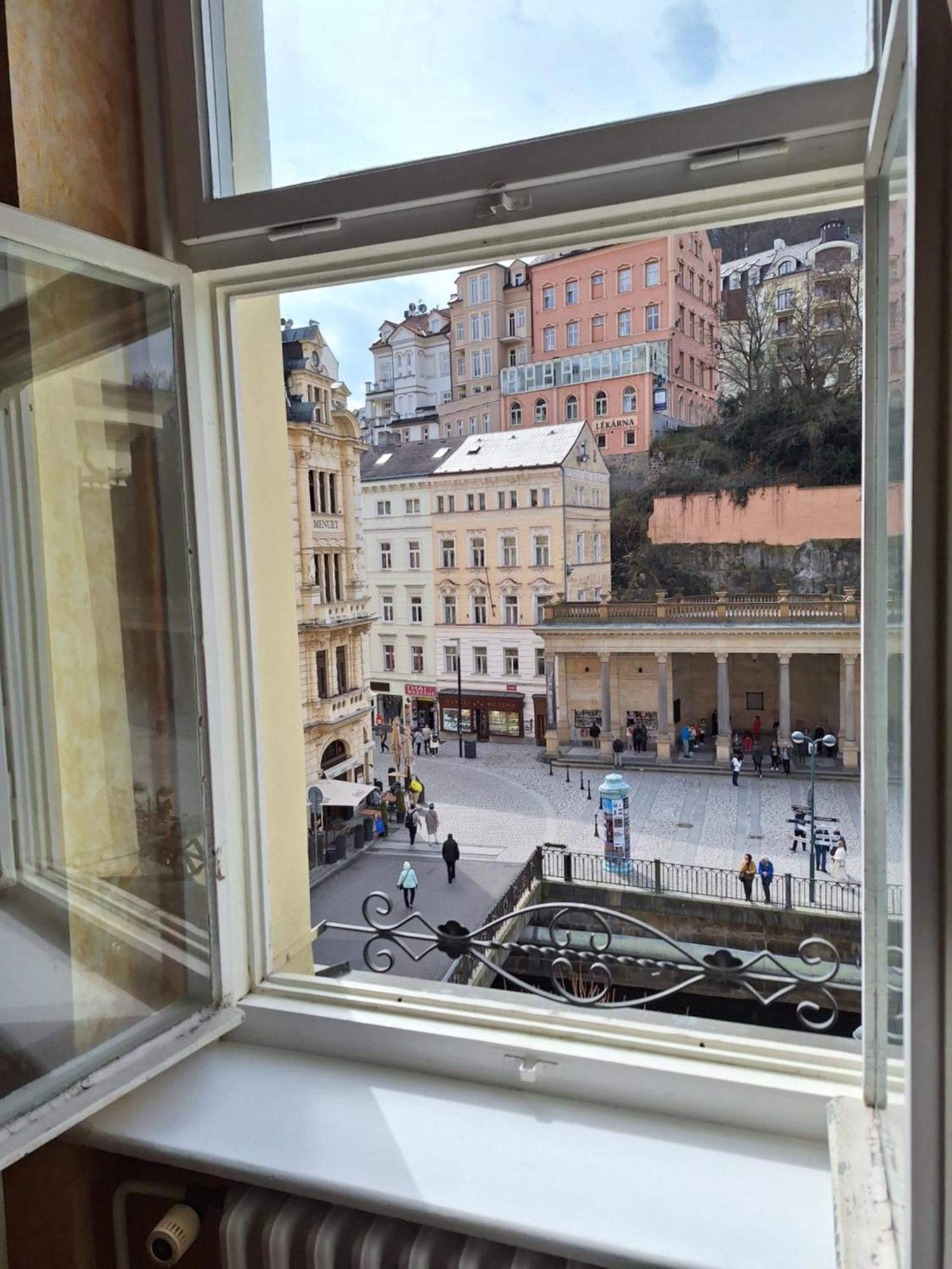 Apartment Stubsi With Colonnade View